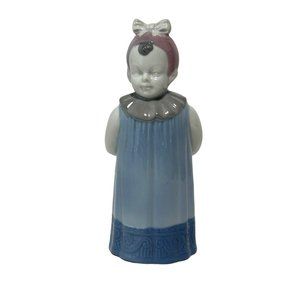 Gerold Porzellan Figurine Little Girl In‎ Nightgown Bavaria West Germany No Box